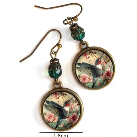 Charming Hummingbird Earrings - Picture 4 of 5